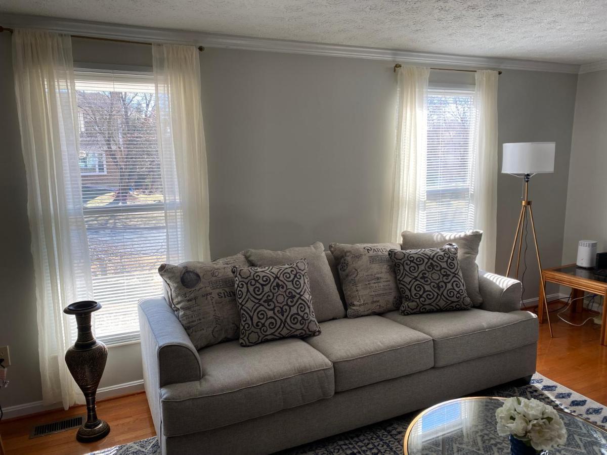Upgraded, Beautiful 4 Bd Colonial In シルバー・スプリング エクステリア 写真