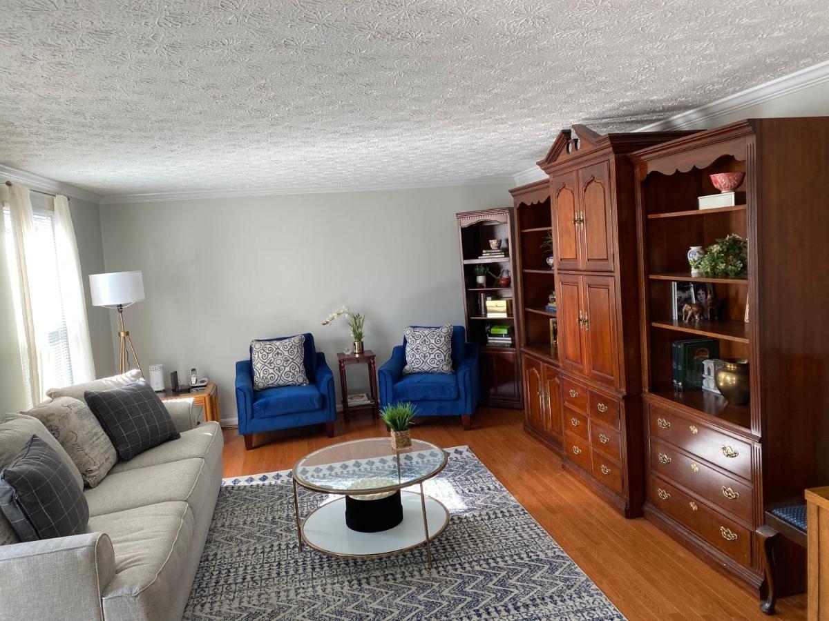 Upgraded, Beautiful 4 Bd Colonial In シルバー・スプリング エクステリア 写真